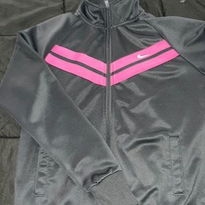 Nike sweater great for working out!